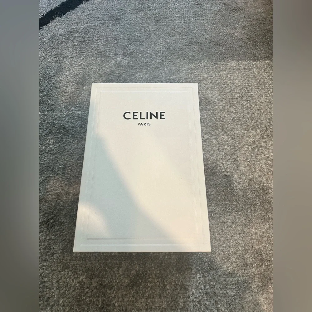 50% OFF BRAND NEW SIZE 7 CELINE SHARP SANDAL HEELS ($890 VALUE) - Picture 3 of 3